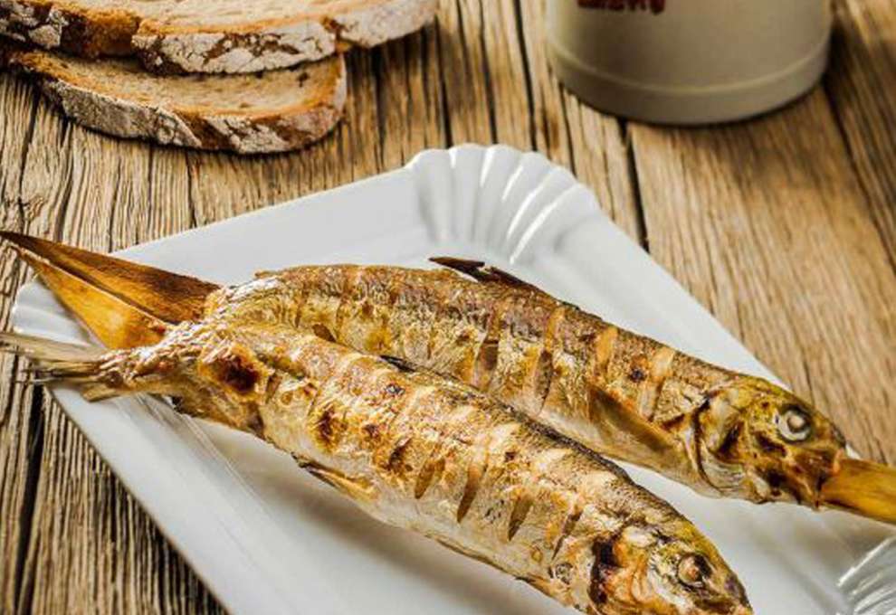 Steckerlfisch » herzhafte Gerichte &amp; Speisen