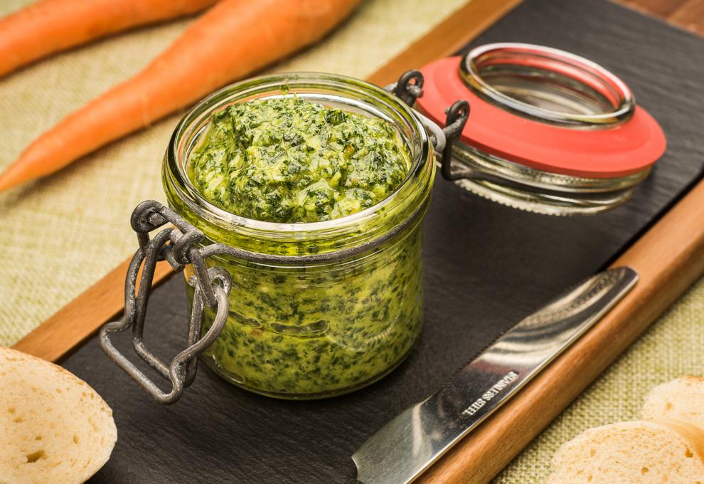 Karottengrün-Pesto » herzhafte Gerichte &amp; Speisen