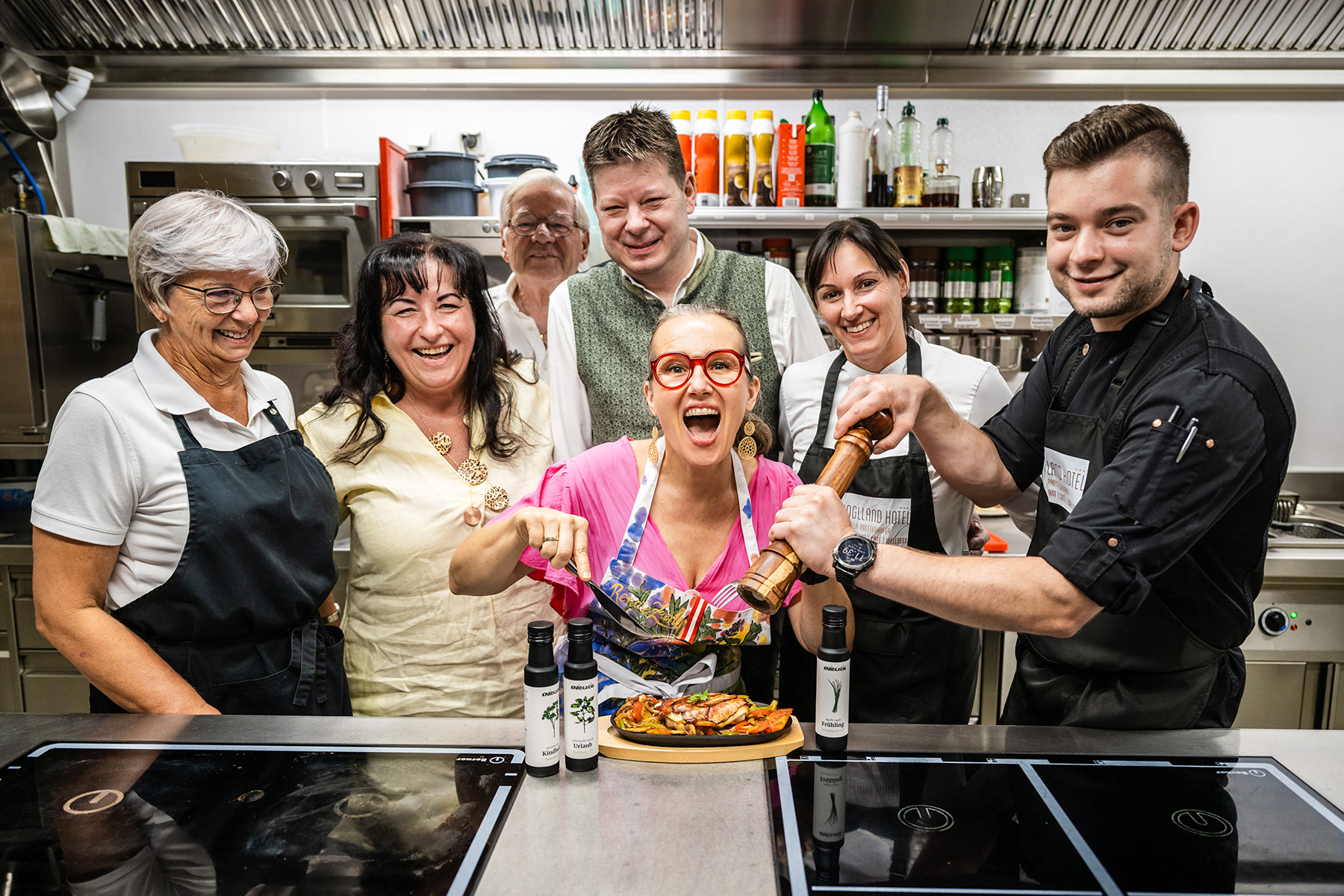 Betty O unterstützt Köche kochen für die Krebshilfe