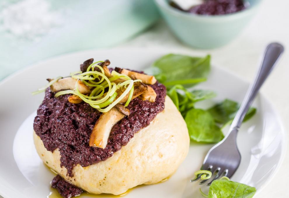 Germknödel mit Ricotta-Pilz-Fülle