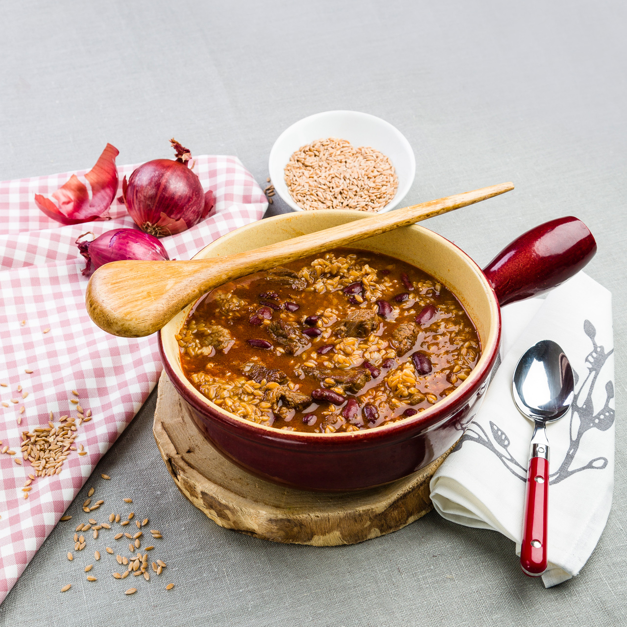 Einkorn-mit-Rindfleisch-und-Bohnen.jpg