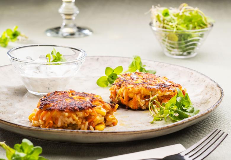 Reis-Gemüselaibchen auf Brunnenkressesauce