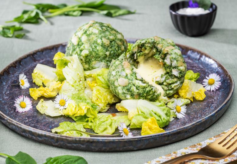 Spinatknödel mit Käsekern