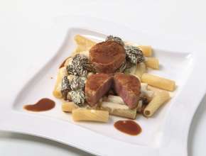 Schweinsmedaillons mit Tortiglioni