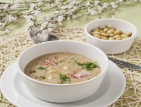 Steirische Sojabohnensuppe