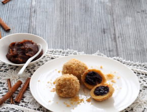 Brandteigknödel mit Dörrzwetschkenfülle