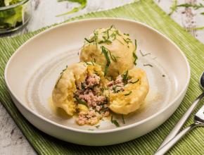 Lungauer Fleischknödel mit Eachtlingteig