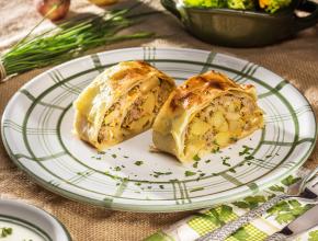 Erdäpfelstrudel mit Faschiertem