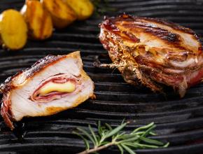 Karreesteak vom Schwein à la Cordon bleu