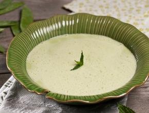 Erbsensuppe mit Minze
