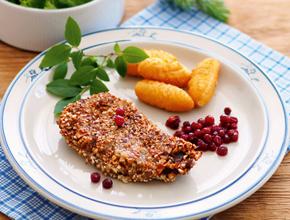 Rehschnitzel in Mandelkruste mit Fruchtsauce | Foto: A. Jungwirth