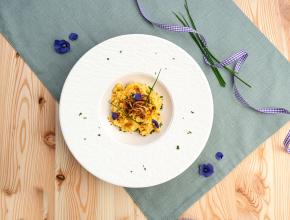 Eiernockerl mit Maismehl