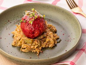 Rote-Rüben-Knödel mit Rahmwirsing