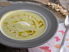 Brokkoli-Frischkäse-Suppe