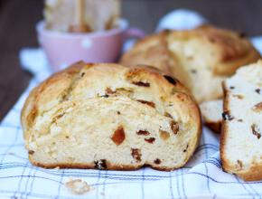 Osterpinze mit Honig