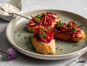 Rote-Rüben-Bruschetta