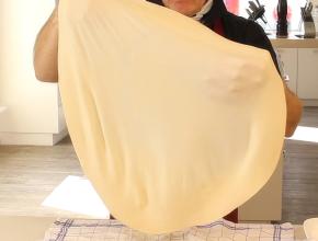 Gezogener Strudelteig – selbstgemacht