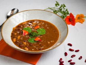 Bohnensuppe mit Speck