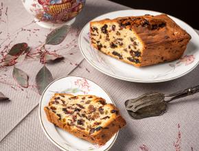 Teekuchen mit Früchten