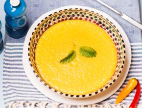 Kalte Melonensuppe mit Chili