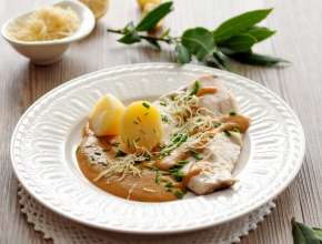 Gedämpftes Fischfilet mit Kren-Brotsauce