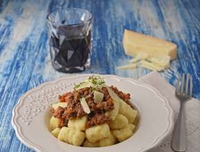 Gnocchi alla bolognese