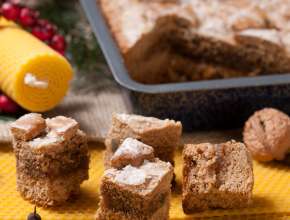 Gefüllte Lebkuchenschnitten mit Zitronenglasur