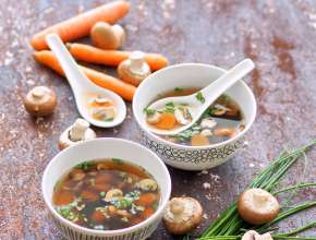 Gemüsesuppe mit Kuzu