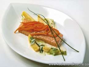 Bild zu: Pochierter Lachs 