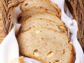 Dinkel-Parmesan-Brot