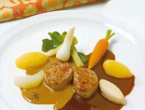 Schweinsfilet mit zweierlei Kümmelsaucen