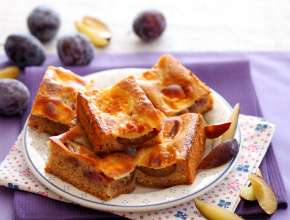 Stanzer Zwetschkenkuchen mit Guss