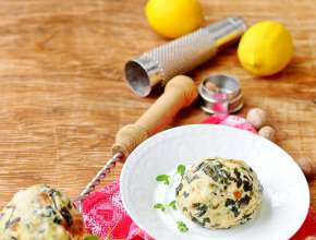 Tofu-Spinat-Knödel