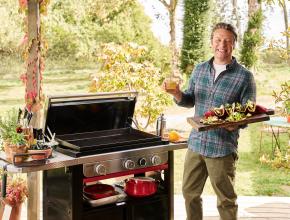 Jamie Oliver mit der neuen Plancha von Weber: Weber SLATE GPD 71 cm Premium Plancha