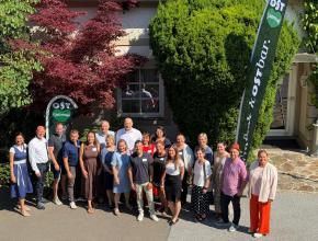 Netzwerktreffen von GF Dr. Stefan Schindler und Mag. Christine Schwetz vom Tourismusverband Oststeiermark sowie von Vertretern der Seminarhotels der Oststeiermark