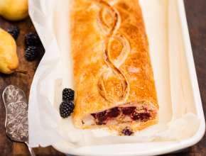 Birnen-Brombeer-Strudel