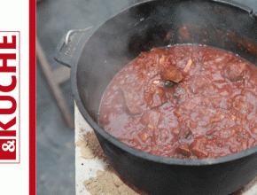 Gulasch im Dutch Oven