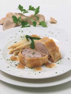 Schweinslungenbraten im Blätterteigmantel