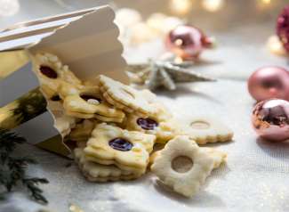 Spitzbuben mit Eierlikörcreme