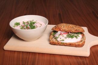 Radieschen-Käse-Creme