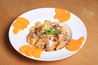 Semmelschmarren mit Kompott