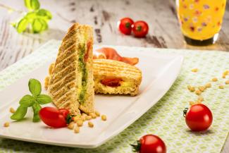 Toast Caprese