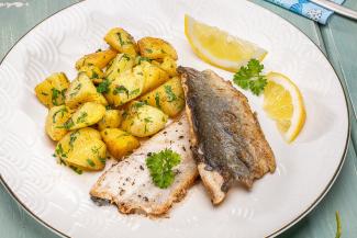 Grundlseer Saiblingsfilet mit Petersilienerdäpfeln