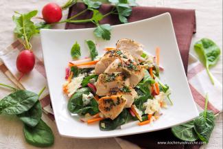 Knackiger Hendlsalat