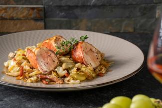  Fasan im Speckmantel mit Traubenkraut