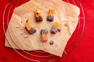 Haselnuss-Honig-Schnitten