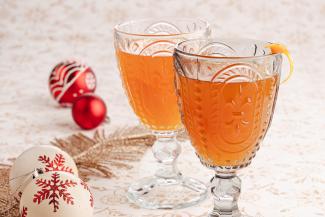 Heißer Rooibos-Gewürztee