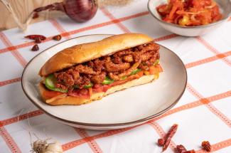 Brioche mit spicy Schweinefleisch