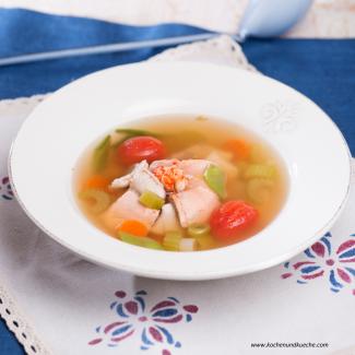 Fischsuppe mit Gemüse