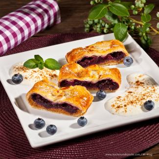 Heidelbeerstrudel aus Blätterteig